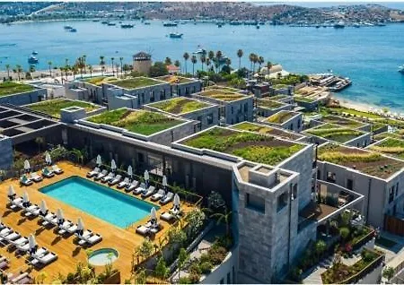 Le Chic Bodrum-Ocean Front Luxury Villa, 5-Star Hotel Amenities, Close To Bodrum Downtown Villa *